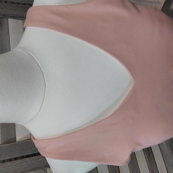 Women's Light Support V-Neck Crop Sports Bra | All in Motion | XL - Picture 2 of 9